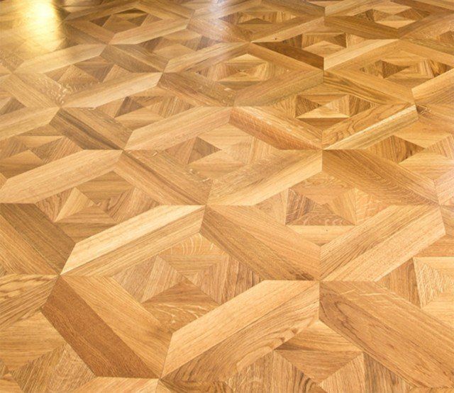 dettaglio di parquet con posa quadrotte